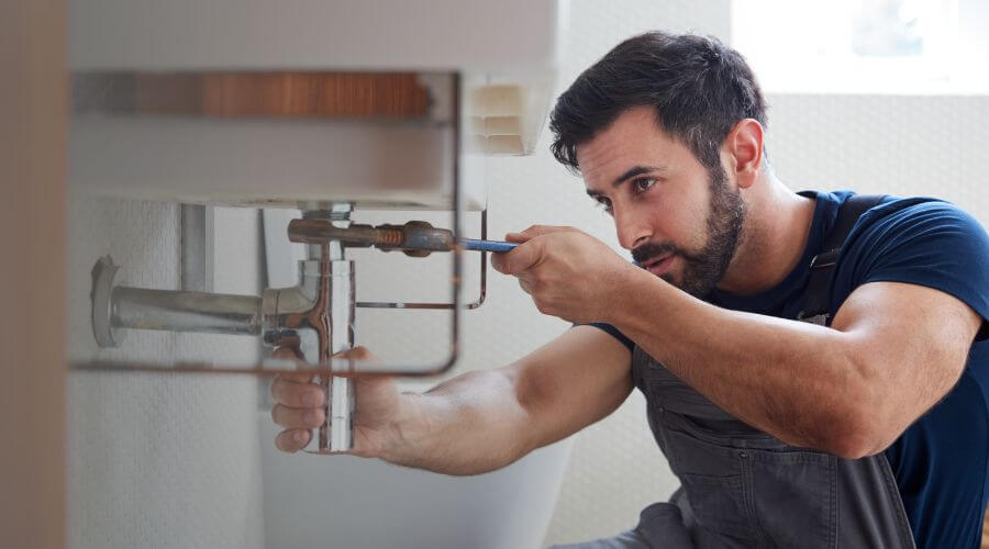 Professional sink repair services in Shelbyville, IL